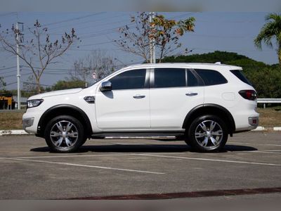 2018 Ford Everest 2.2 - used.thaimotorshow.com