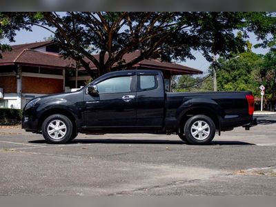 2014 ISUZU DMAX 2.5 CAB Z - used.thaimotorshow.com