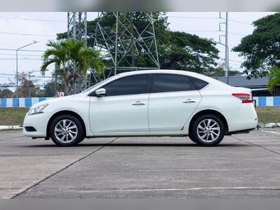 2013 Nissan Sylphy 1.6 E - used.thaimotorshow.com