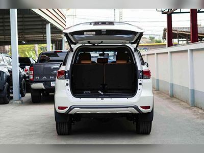 2016 Toyota Fortuner  2.8 V - used.thaimotorshow.com