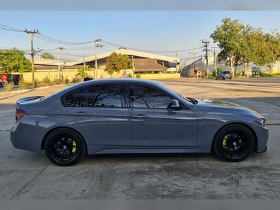 2015 BMW 320i m sport - used.thaimotorshow.com