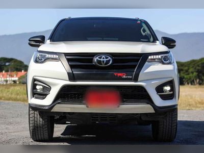 2019 TOYOTA FORTUNER 2.4 TRD Sportivo 4WD - used.thaimotorshow.com