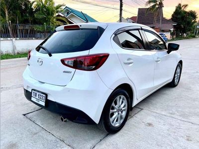 2016 Mazda Mazda2 Skyactiv High Connect - used.thaimotorshow.com