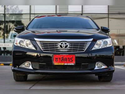 2014 Toyota Camry 2.0 G - used.thaimotorshow.com