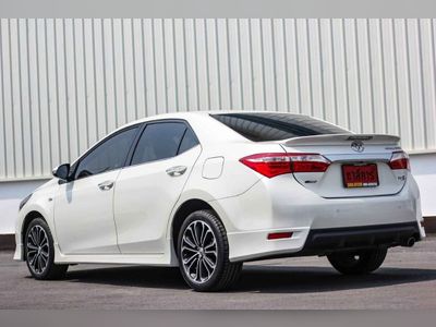 2016 Toyota Corolla Altis - used.thaimotorshow.com