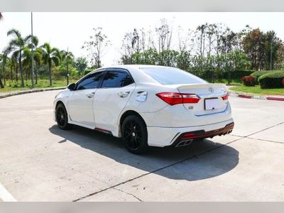 2015 Toyota Corolla Altis - used.thaimotorshow.com